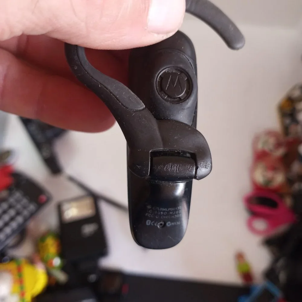 Motorola H300 Bluetooth Wireless Headset